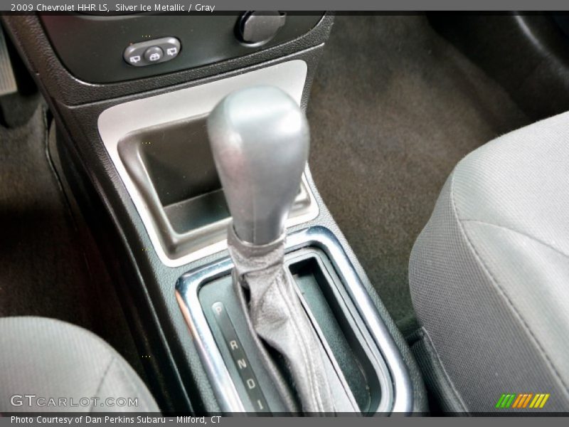 Silver Ice Metallic / Gray 2009 Chevrolet HHR LS