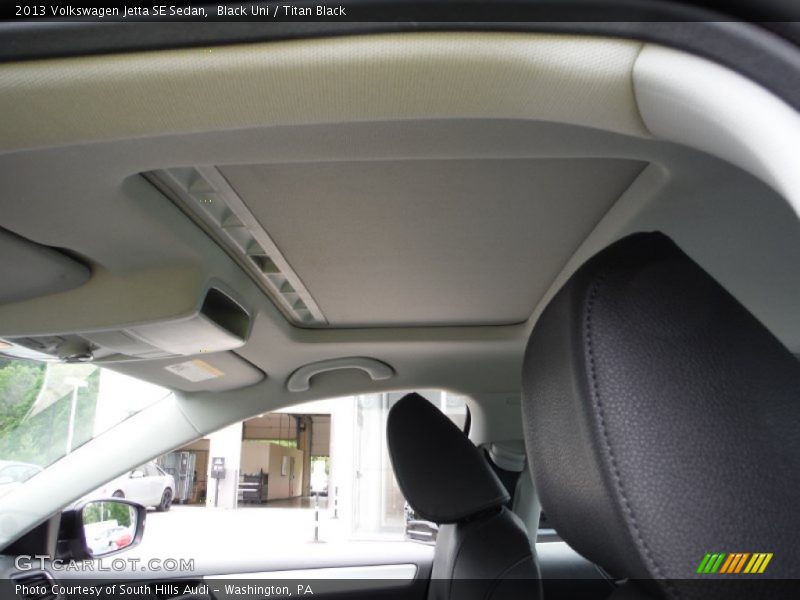Black Uni / Titan Black 2013 Volkswagen Jetta SE Sedan