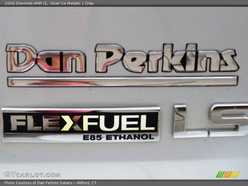 Silver Ice Metallic / Gray 2009 Chevrolet HHR LS