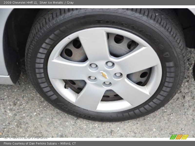 Silver Ice Metallic / Gray 2009 Chevrolet HHR LS