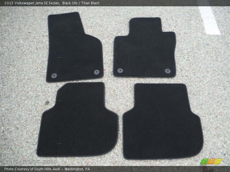 Black Uni / Titan Black 2013 Volkswagen Jetta SE Sedan