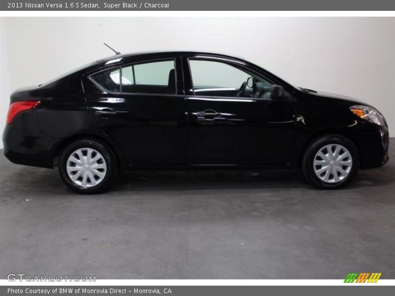 Super Black / Charcoal 2013 Nissan Versa 1.6 S Sedan