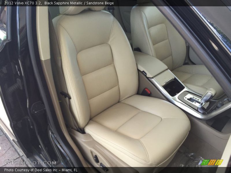 Black Sapphire Metallic / Sandstone Beige 2012 Volvo XC70 3.2