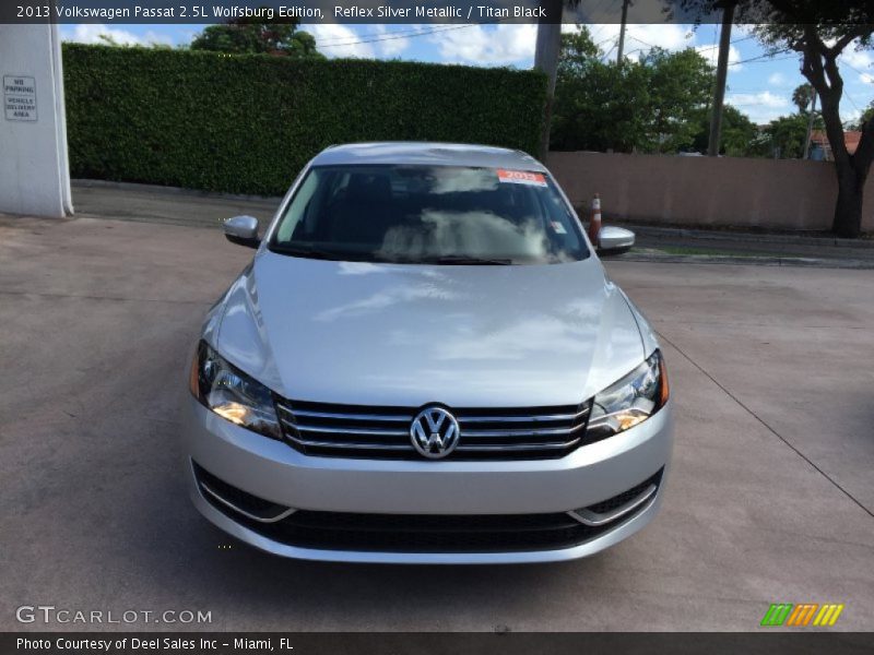 Reflex Silver Metallic / Titan Black 2013 Volkswagen Passat 2.5L Wolfsburg Edition