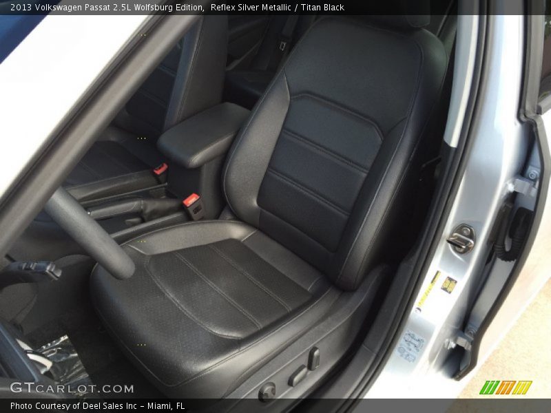 Reflex Silver Metallic / Titan Black 2013 Volkswagen Passat 2.5L Wolfsburg Edition