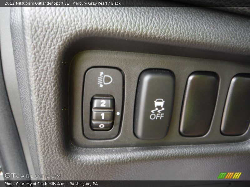 Mercury Gray Pearl / Black 2012 Mitsubishi Outlander Sport SE