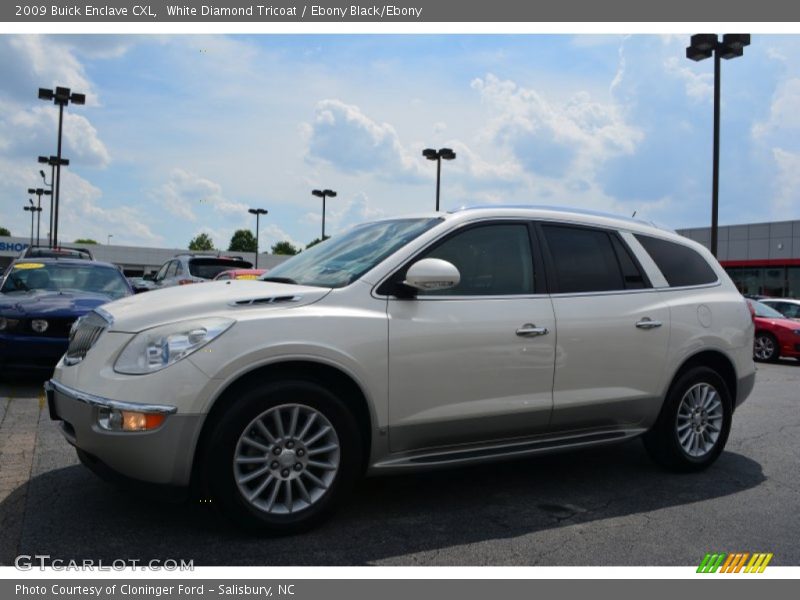White Diamond Tricoat / Ebony Black/Ebony 2009 Buick Enclave CXL