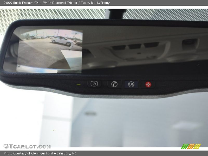 White Diamond Tricoat / Ebony Black/Ebony 2009 Buick Enclave CXL