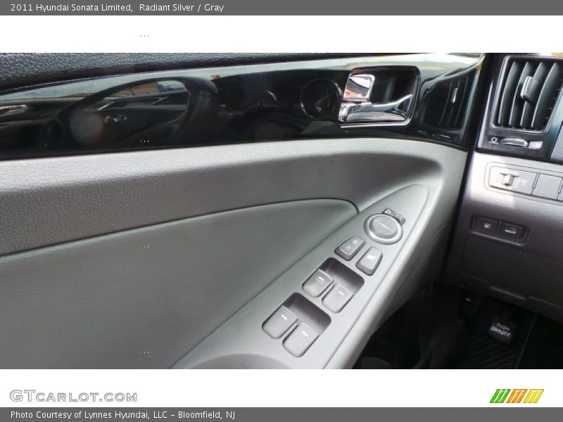 Radiant Silver / Gray 2011 Hyundai Sonata Limited