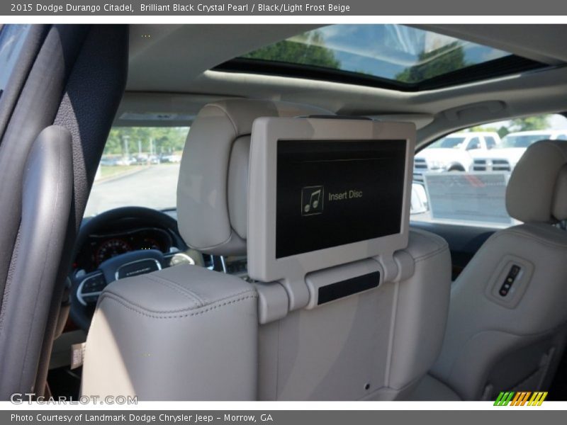 Brilliant Black Crystal Pearl / Black/Light Frost Beige 2015 Dodge Durango Citadel