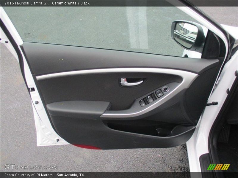 Ceramic White / Black 2016 Hyundai Elantra GT