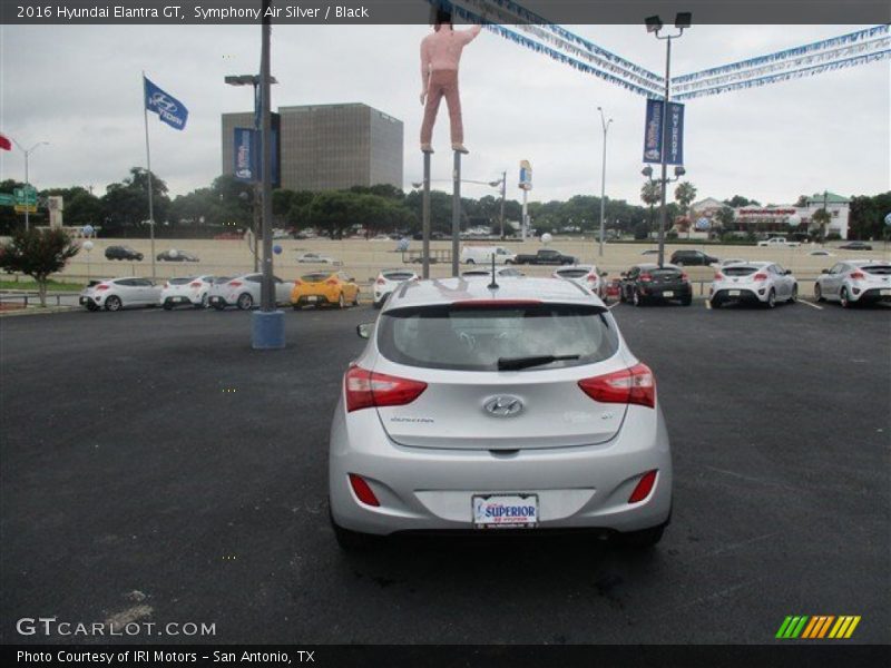 Symphony Air Silver / Black 2016 Hyundai Elantra GT