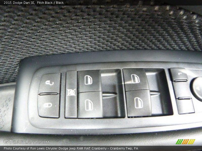 Pitch Black / Black 2015 Dodge Dart SE