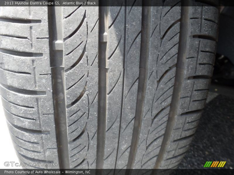 Atlantic Blue / Black 2013 Hyundai Elantra Coupe GS