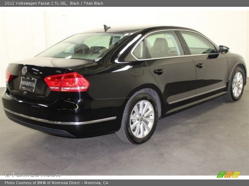 Black / Titan Black 2012 Volkswagen Passat 2.5L SEL