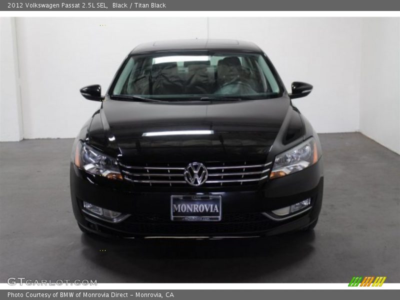 Black / Titan Black 2012 Volkswagen Passat 2.5L SEL