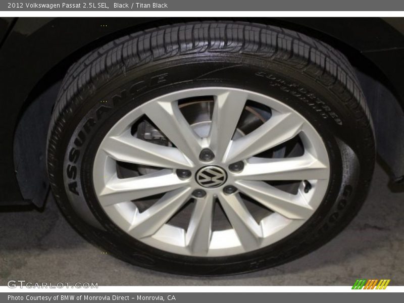 Black / Titan Black 2012 Volkswagen Passat 2.5L SEL