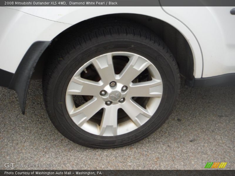 Diamond White Pearl / Black 2008 Mitsubishi Outlander XLS 4WD