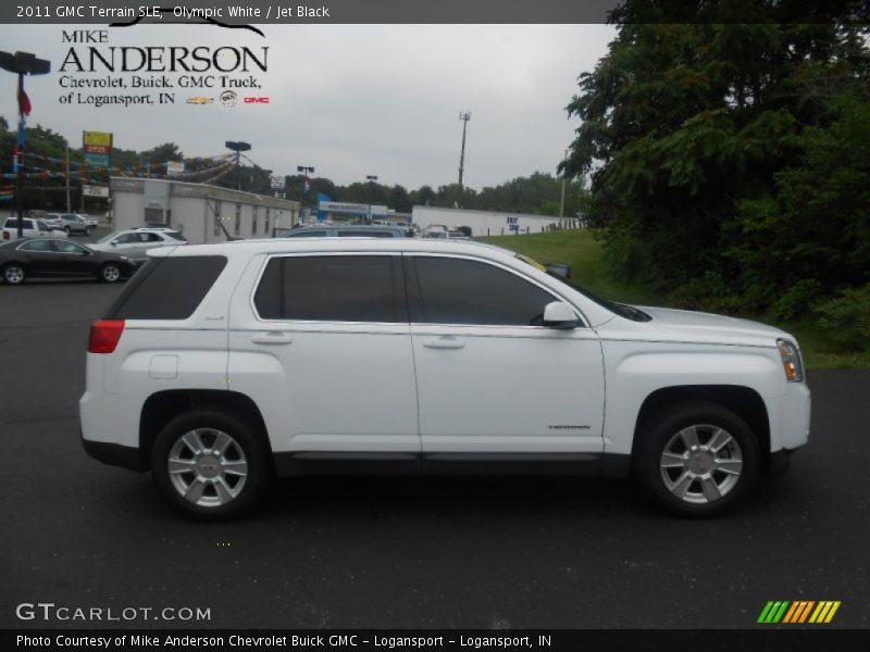 Olympic White / Jet Black 2011 GMC Terrain SLE