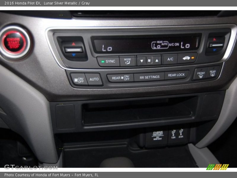Lunar Silver Metallic / Gray 2016 Honda Pilot EX