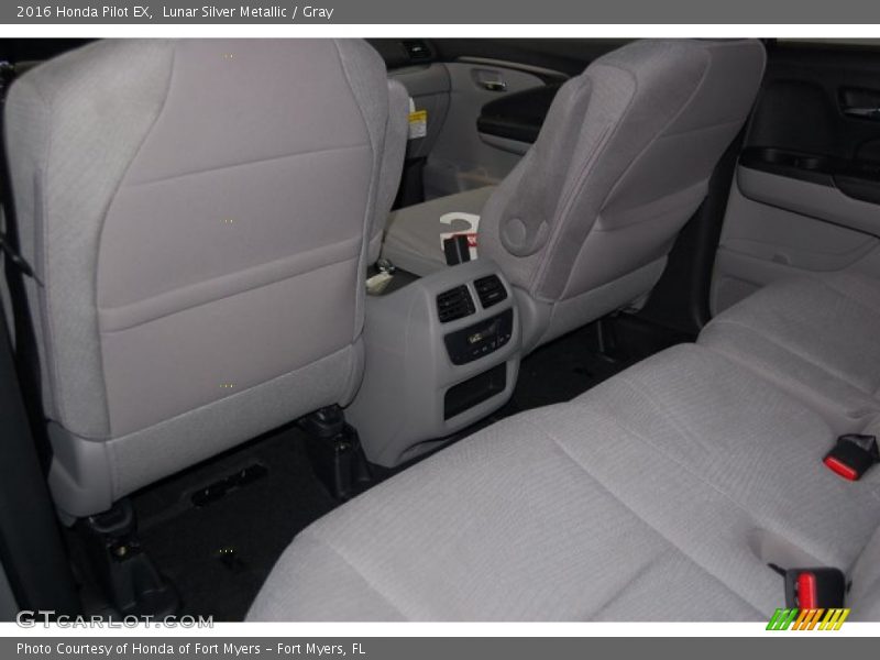 Lunar Silver Metallic / Gray 2016 Honda Pilot EX
