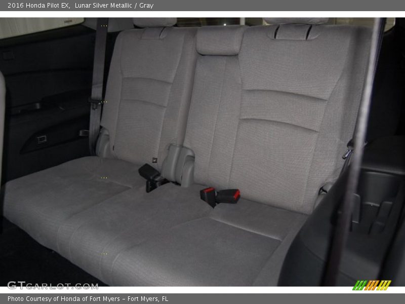 Lunar Silver Metallic / Gray 2016 Honda Pilot EX
