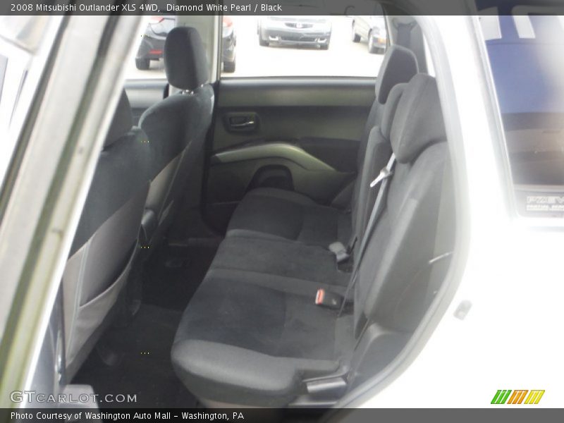 Diamond White Pearl / Black 2008 Mitsubishi Outlander XLS 4WD