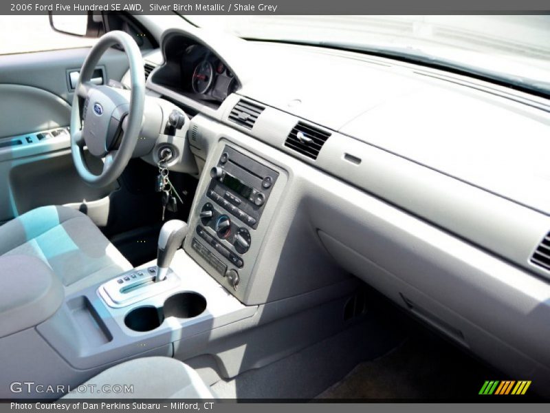Silver Birch Metallic / Shale Grey 2006 Ford Five Hundred SE AWD