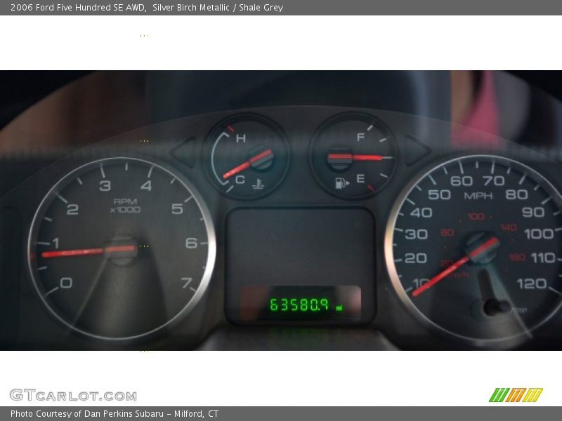Silver Birch Metallic / Shale Grey 2006 Ford Five Hundred SE AWD