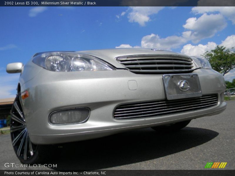 Millennium Silver Metallic / Black 2002 Lexus ES 300