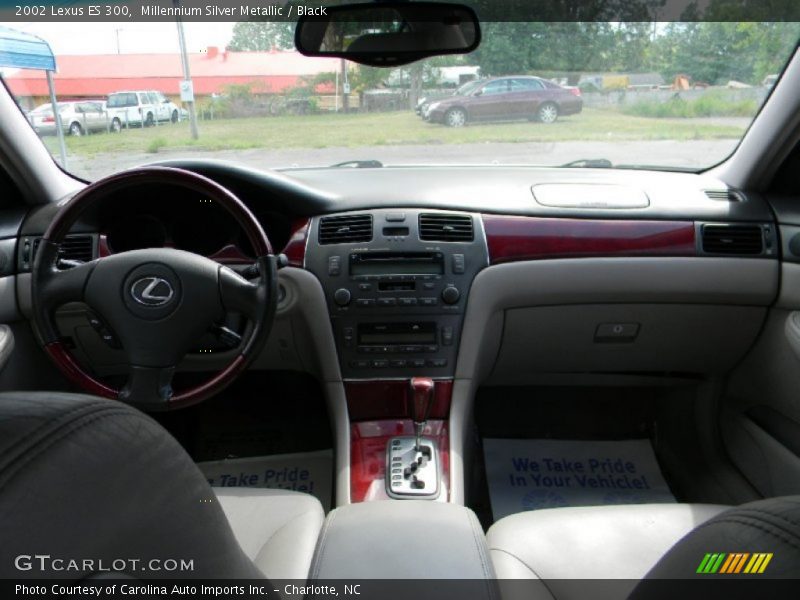 Millennium Silver Metallic / Black 2002 Lexus ES 300