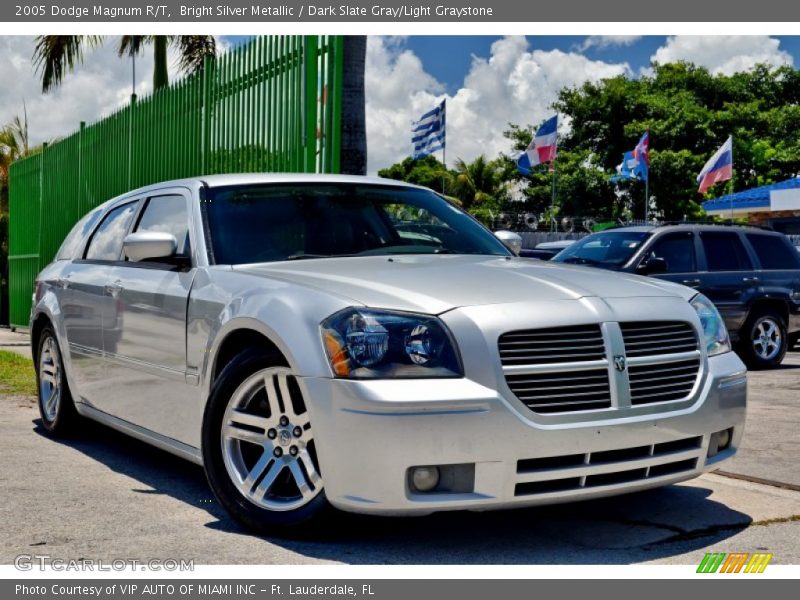 Bright Silver Metallic / Dark Slate Gray/Light Graystone 2005 Dodge Magnum R/T