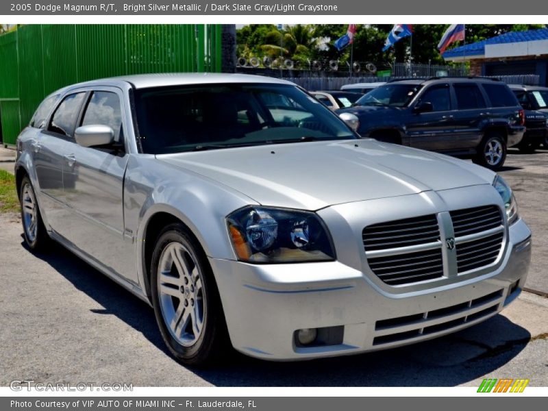 Bright Silver Metallic / Dark Slate Gray/Light Graystone 2005 Dodge Magnum R/T