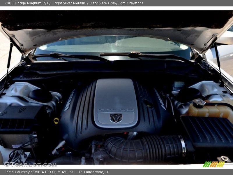 Bright Silver Metallic / Dark Slate Gray/Light Graystone 2005 Dodge Magnum R/T