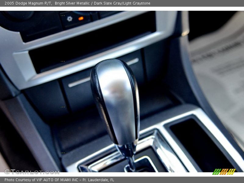 Bright Silver Metallic / Dark Slate Gray/Light Graystone 2005 Dodge Magnum R/T