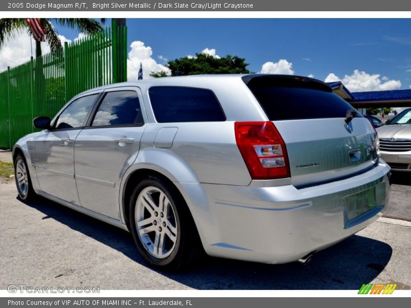 Bright Silver Metallic / Dark Slate Gray/Light Graystone 2005 Dodge Magnum R/T