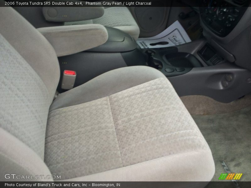 Phantom Gray Pearl / Light Charcoal 2006 Toyota Tundra SR5 Double Cab 4x4