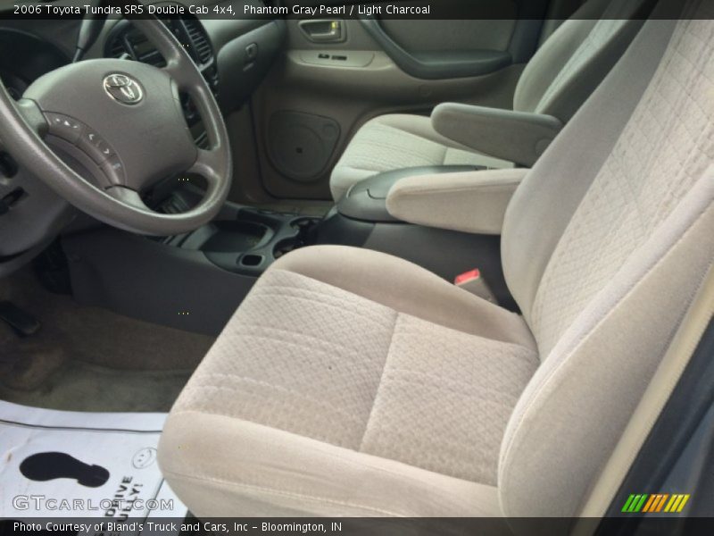 Phantom Gray Pearl / Light Charcoal 2006 Toyota Tundra SR5 Double Cab 4x4