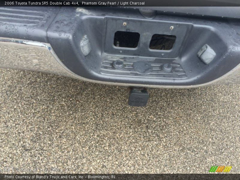 Phantom Gray Pearl / Light Charcoal 2006 Toyota Tundra SR5 Double Cab 4x4