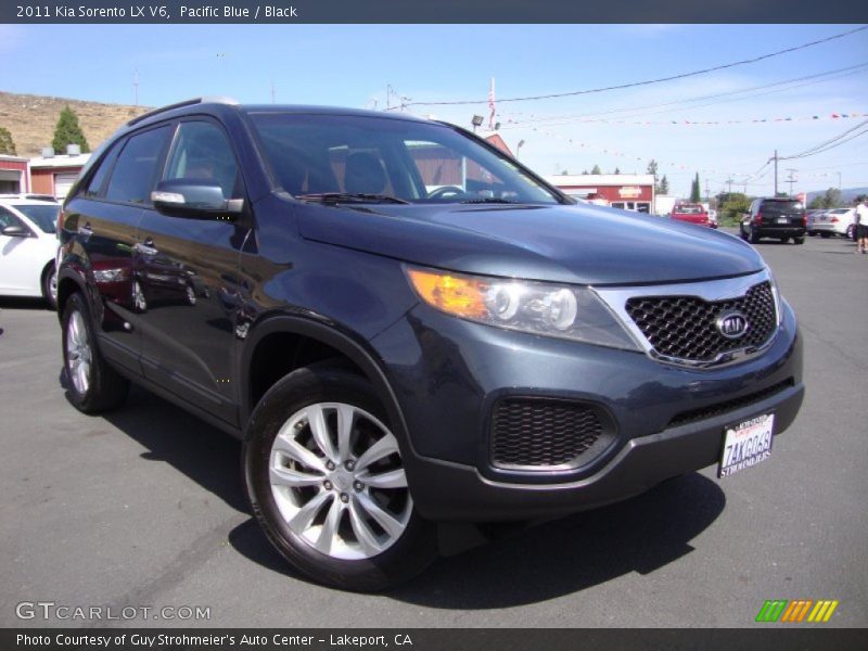 Pacific Blue / Black 2011 Kia Sorento LX V6
