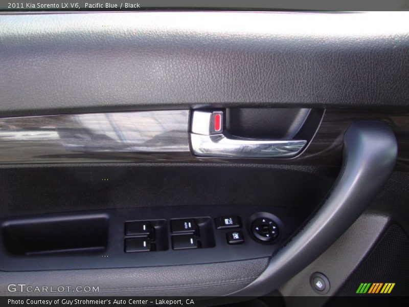 Pacific Blue / Black 2011 Kia Sorento LX V6