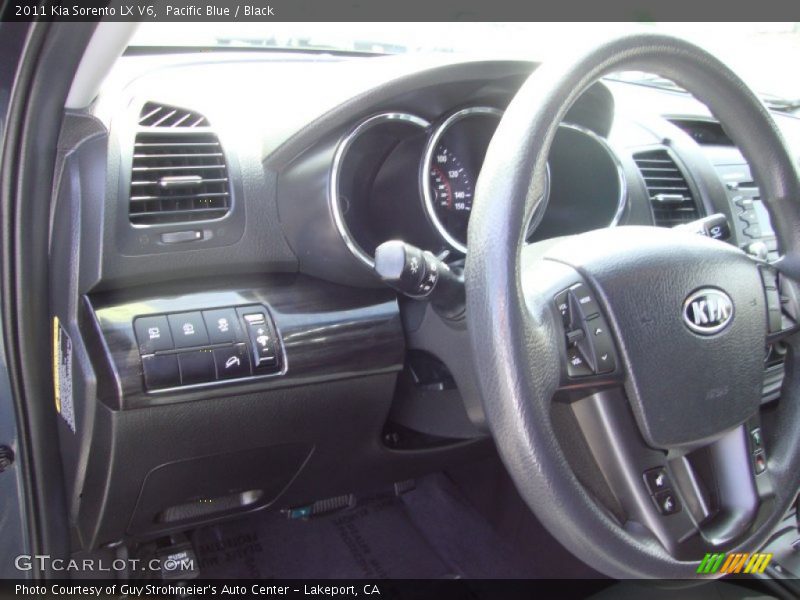 Pacific Blue / Black 2011 Kia Sorento LX V6