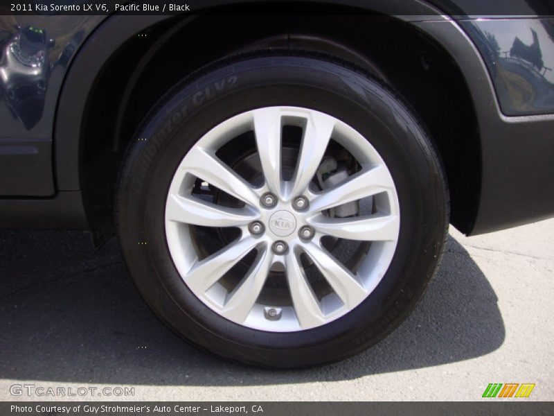 Pacific Blue / Black 2011 Kia Sorento LX V6