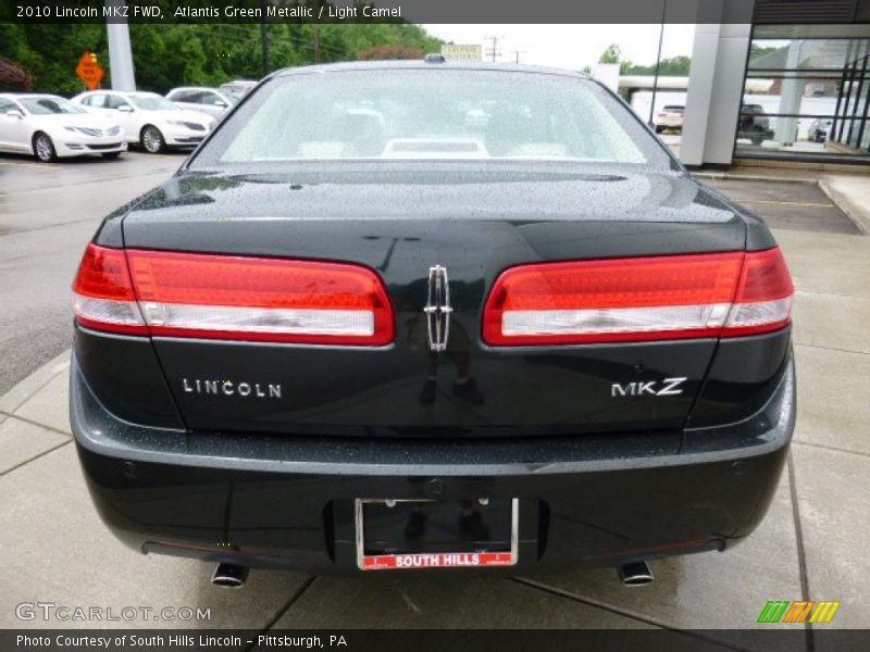 Atlantis Green Metallic / Light Camel 2010 Lincoln MKZ FWD