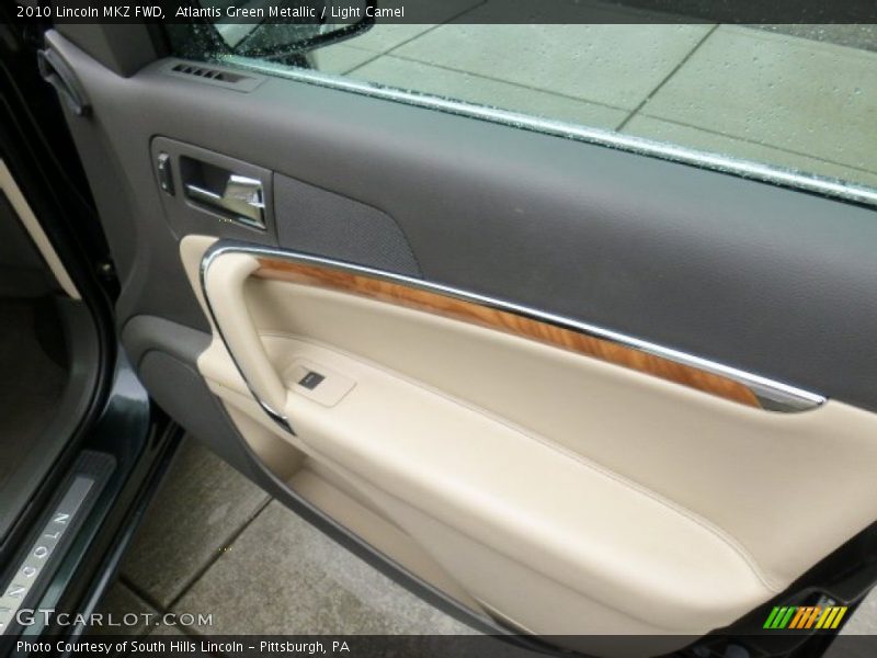 Atlantis Green Metallic / Light Camel 2010 Lincoln MKZ FWD