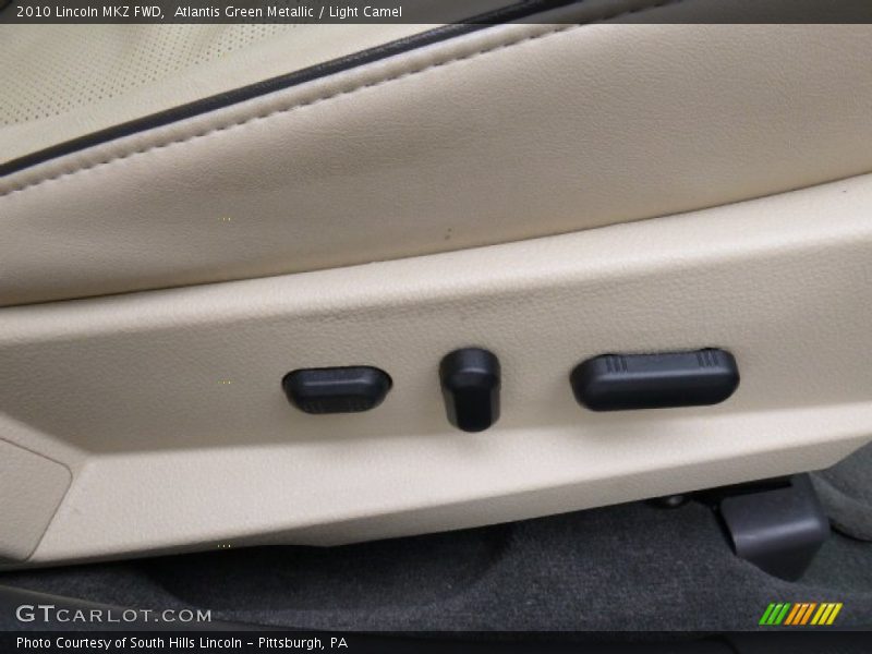 Atlantis Green Metallic / Light Camel 2010 Lincoln MKZ FWD