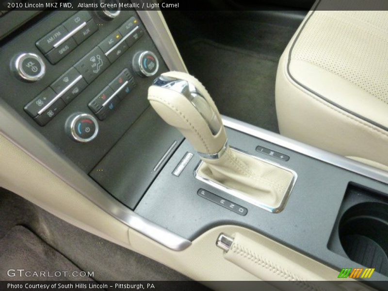 Atlantis Green Metallic / Light Camel 2010 Lincoln MKZ FWD