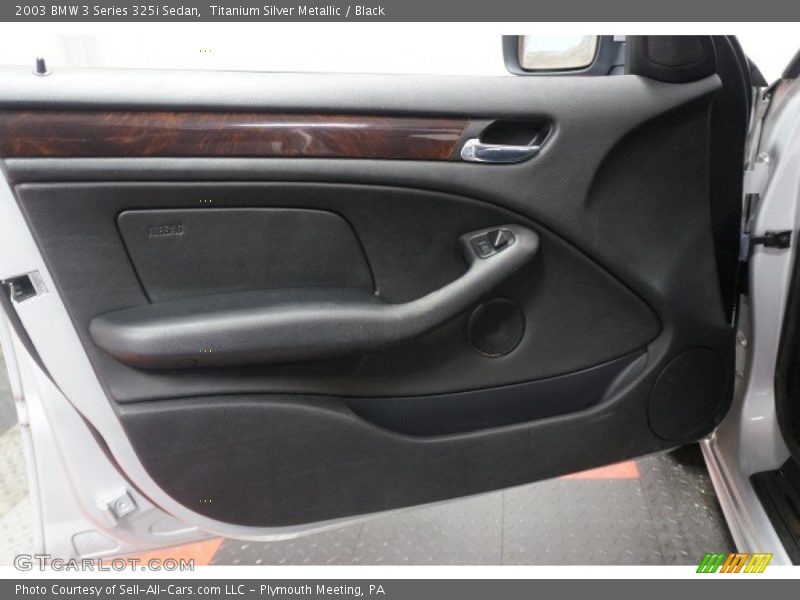 Titanium Silver Metallic / Black 2003 BMW 3 Series 325i Sedan
