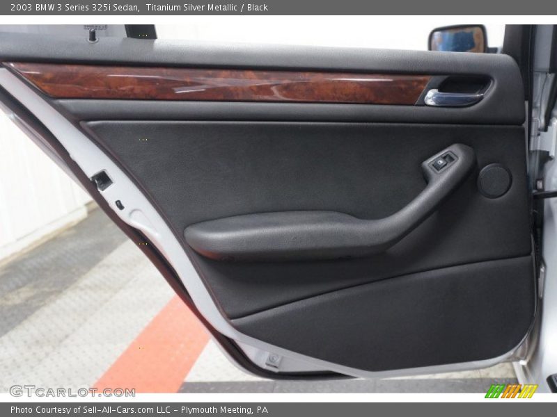 Titanium Silver Metallic / Black 2003 BMW 3 Series 325i Sedan
