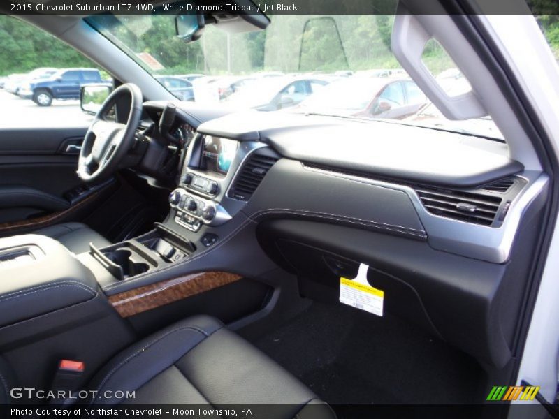 White Diamond Tricoat / Jet Black 2015 Chevrolet Suburban LTZ 4WD
